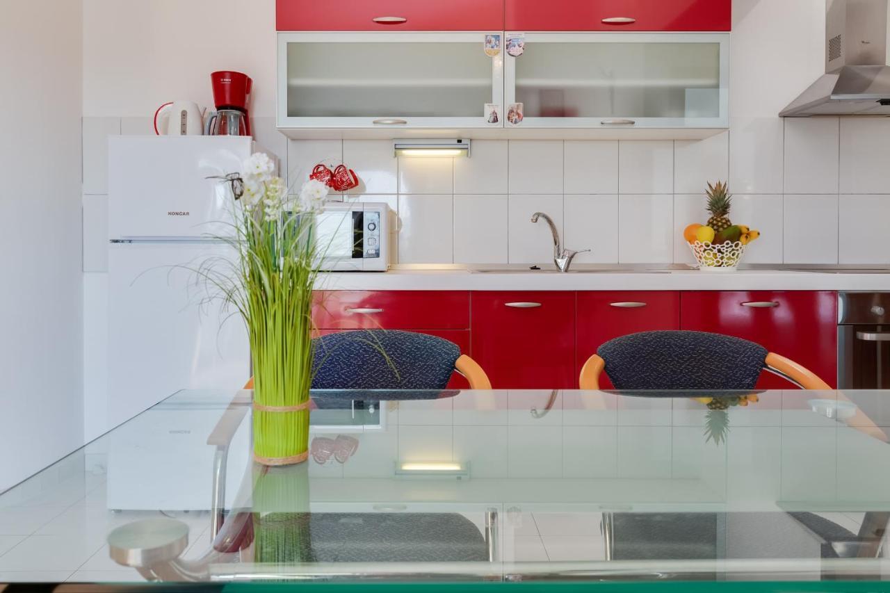 Apartman Strmota S Bazenom Свети свети Филип и Яков Екстериор снимка